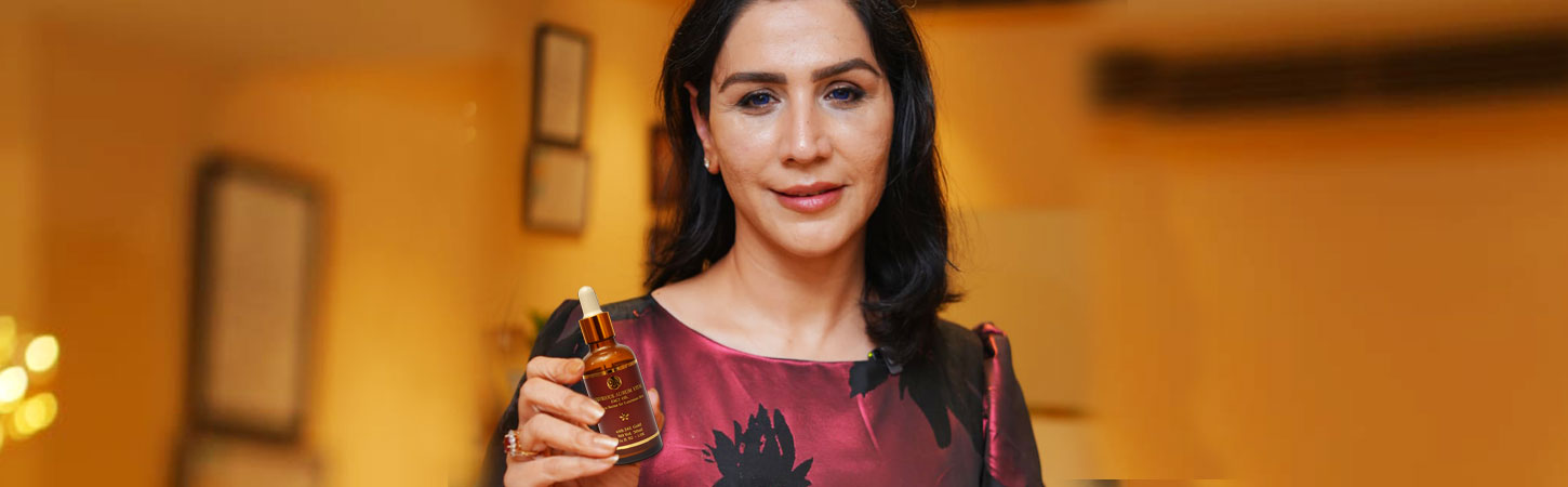 Introducing 9M Luxurious Aurum Vitae Face Oil – The Golden Nectar for Luminous Skin