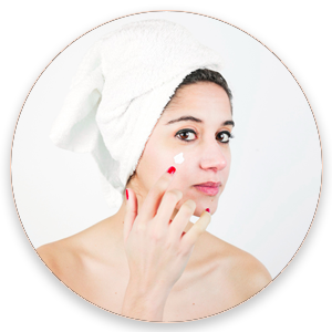 Improves skin elasticity and texture with Niacinamide.