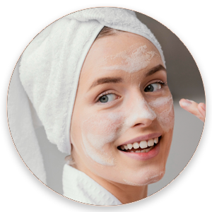 Gently cleanses and purifies the skin with Cocamidopropyl Betaine and DM Water.