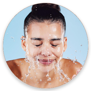 Free from parabens and sulfates, making it safe for daily use.