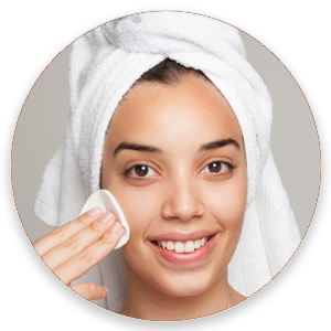 Reduces pigmentation and evens out skin tone with Mulberry Extract.